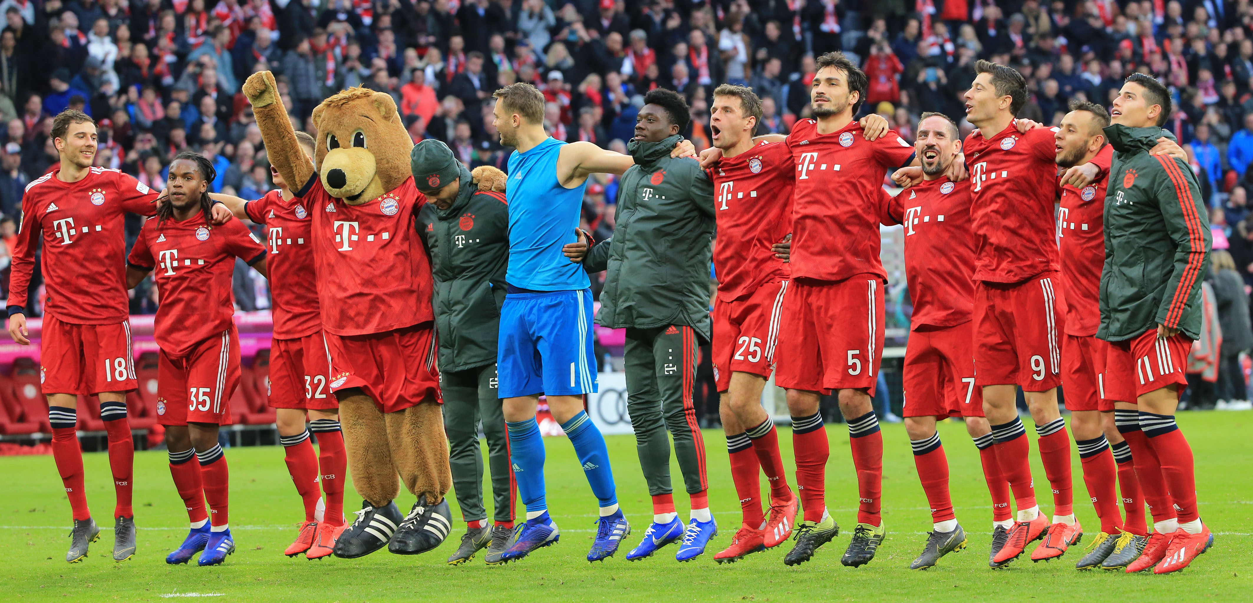 身体朝外侧 身体朝外侧