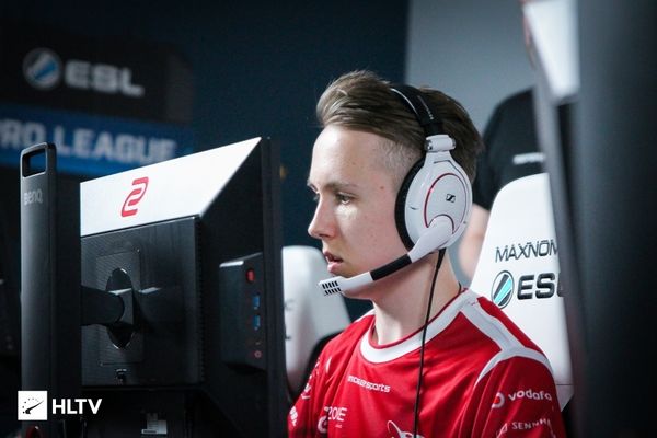 与这套框架 与这套框架