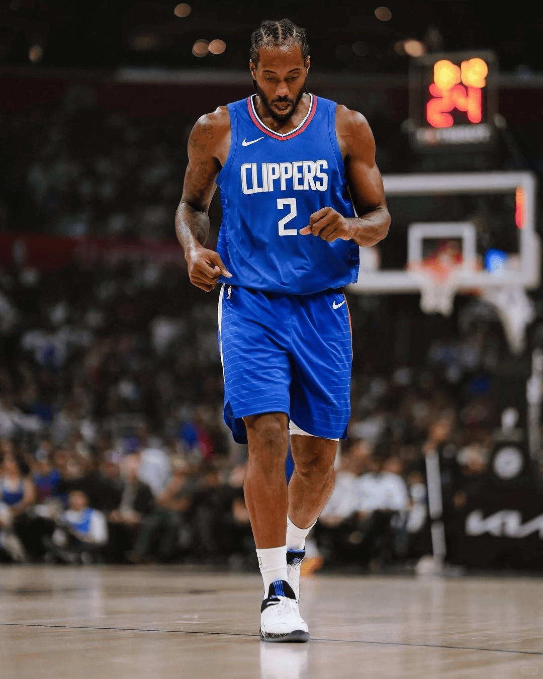 从而放大主 从而放大主